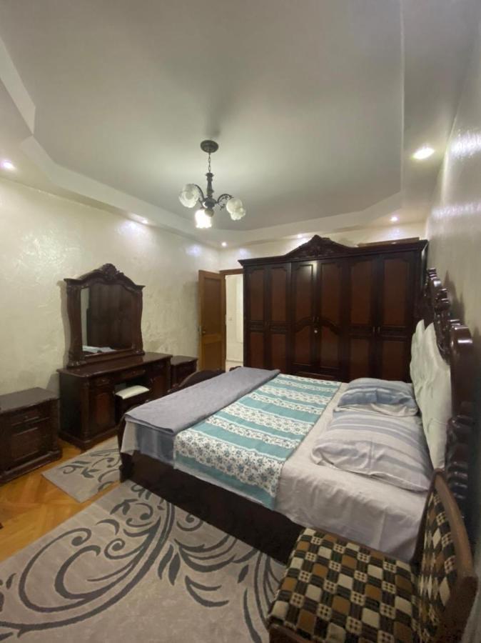 Apartment Ge Zvezda Batumi Luaran gambar