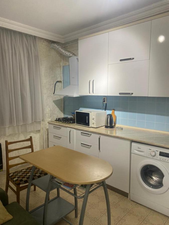 Apartment Ge Zvezda Batumi Luaran gambar