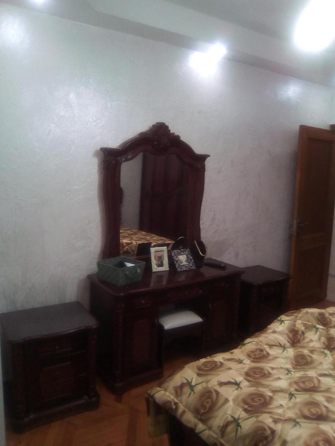 Apartment Ge Zvezda Batumi Luaran gambar